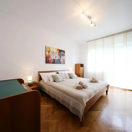 Lägenhet Apartman Rony *